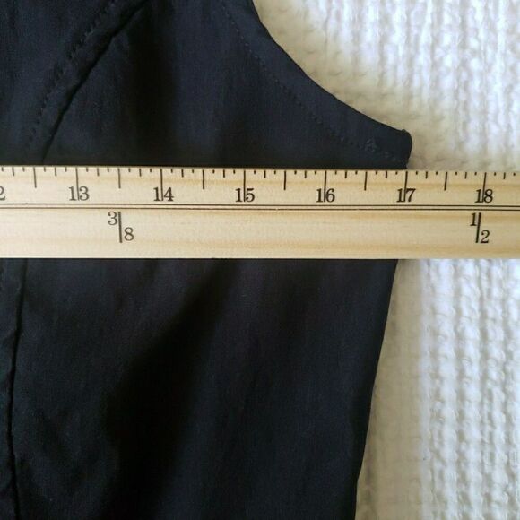 Grunge Emo Sleeveless Tiered Pleated Zip Up Vest Studs Whimsy Goth Womens Size S - Picture 13 of 13